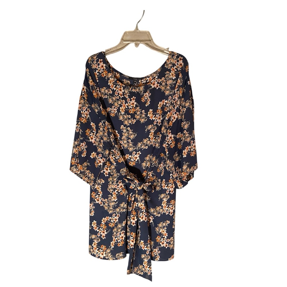 West Kei Navy Floral Blouse